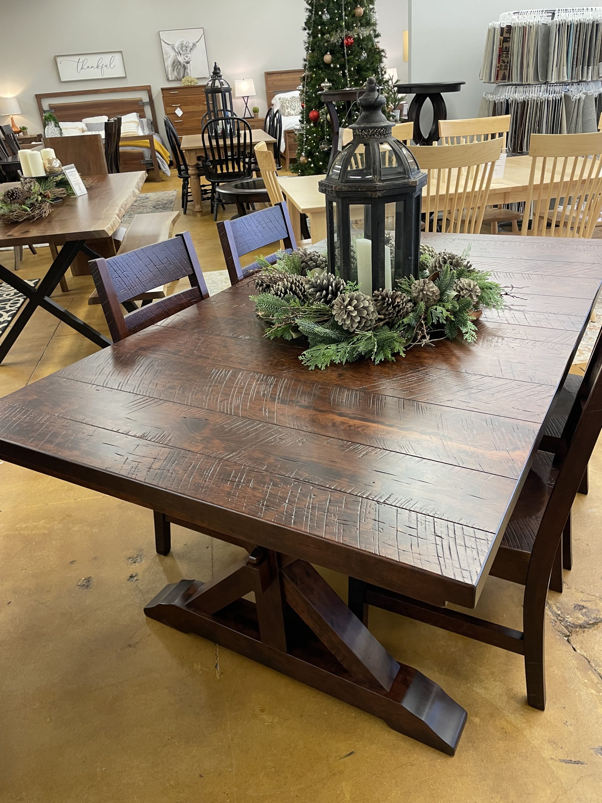 dining table with wreath in the middle
